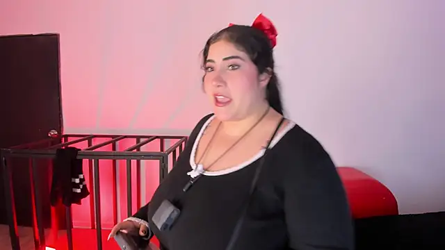 AmberiniHoffman live sex cam