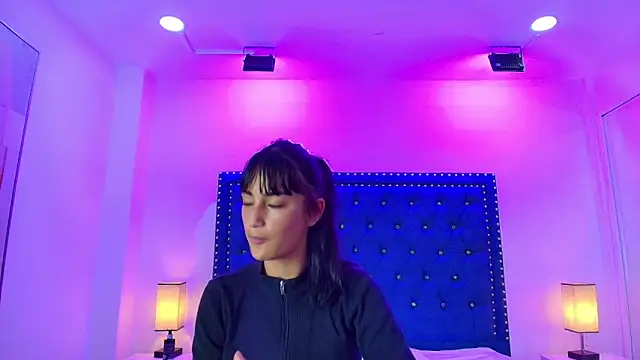 Damian_and_roxanne live sex cam