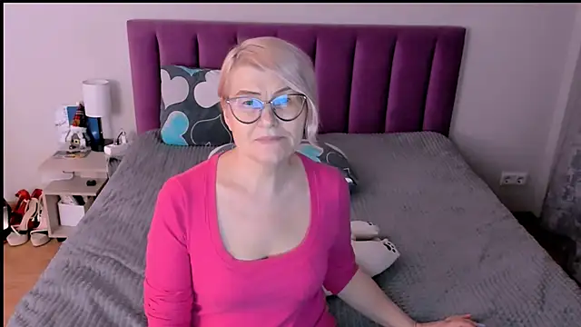 sabrinamacmarren's cam snapshot