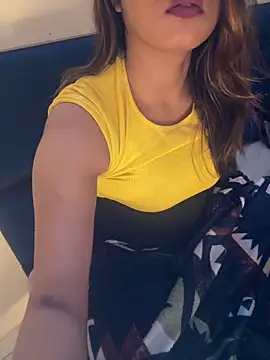 sexy-sukriti's cam snapshot