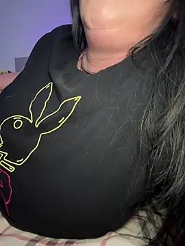 TiffanyRoxx live sex cam