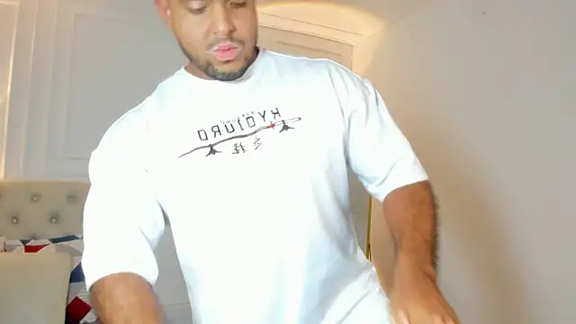 Big_furry_bear13 live sex cam