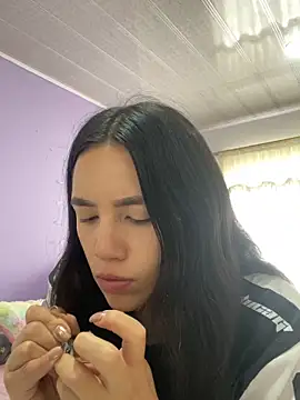 Marianahb-e's cam snapshot