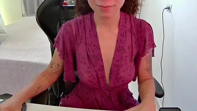 DearArtemis's cam snapshot