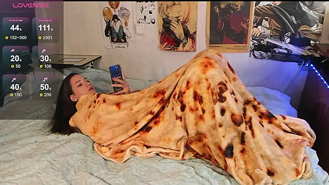 Lori_Foxy's cam snapshot