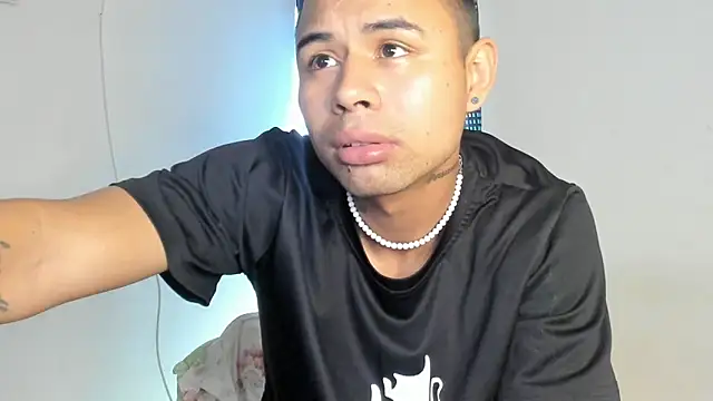 _Logan_Colton_ live sex cam