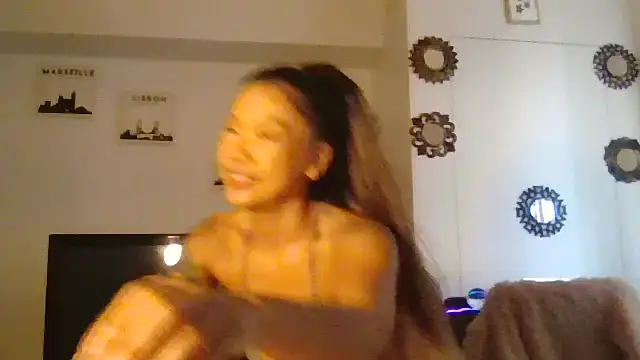 cryptokimgirl's cam snapshot