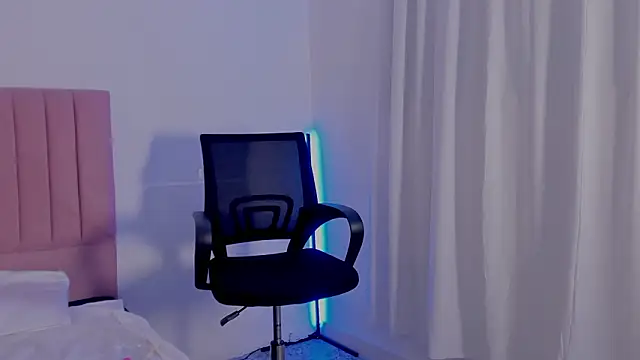 Lakshmi09's cam snapshot