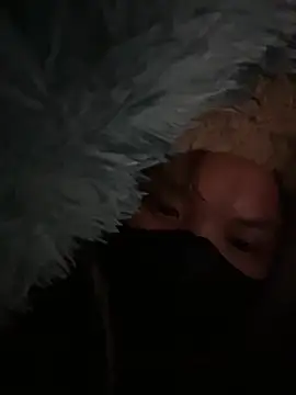 hello-cute's cam snapshot