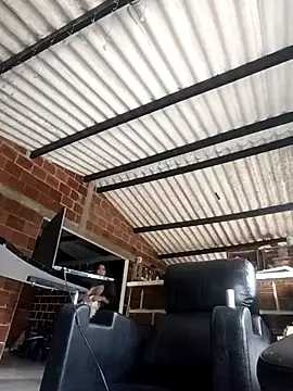 Yelly's cam snapshot