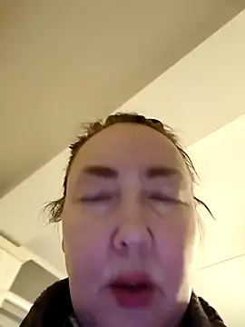 CamilleDesire's cam snapshot