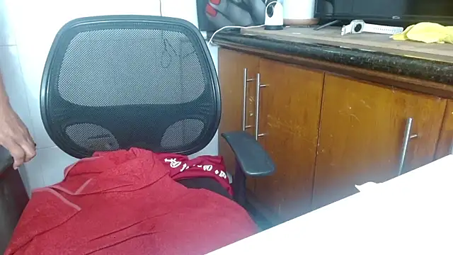 Nina_Messyy's cam snapshot