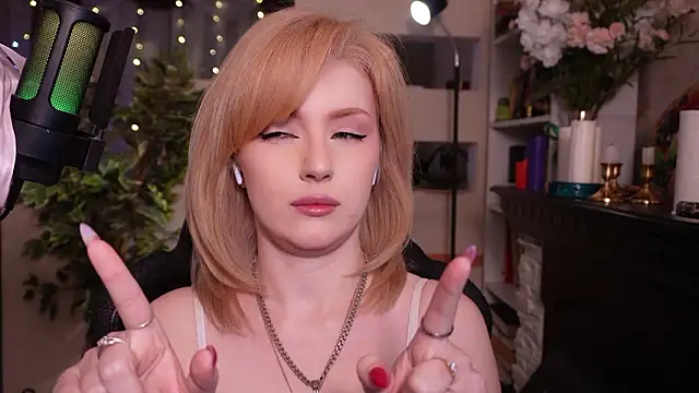 Chriss_Fox live sex cam