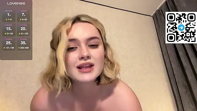 Pleasant_fun's cam snapshot