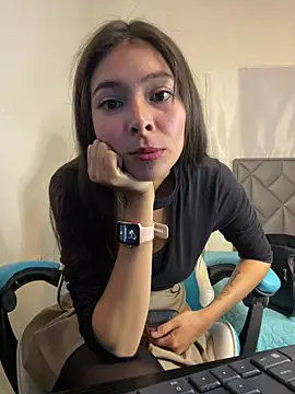 Aleska_Miami's cam snapshot