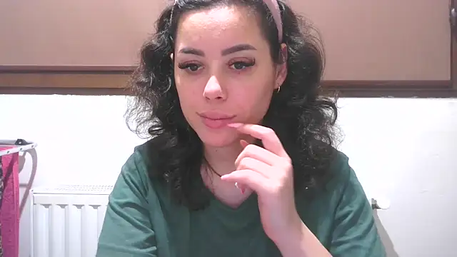 LovelyJulliette live sex cam