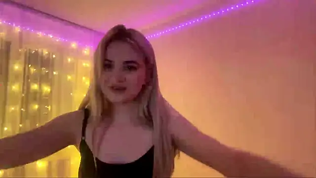 KariJarecke's cam snapshot