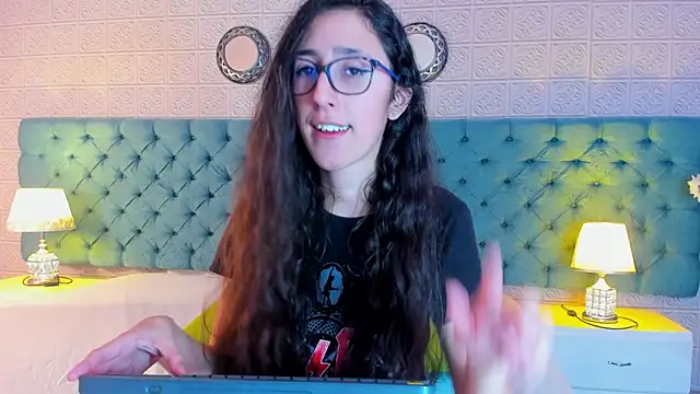 GirafMusic's cam snapshot