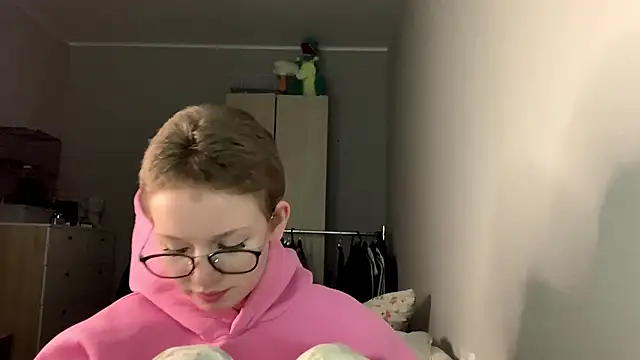 makeyousense's cam snapshot