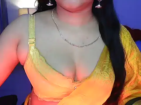 Royal_zara live sex cam