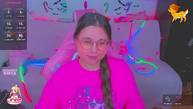 Lolisuccub's cam snapshot