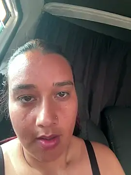 Cafeziitha02's cam snapshot