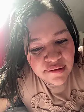 Lovelipsbig's cam snapshot