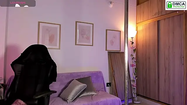 Lilabril's cam snapshot