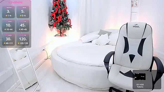 HelenaRegal's cam snapshot