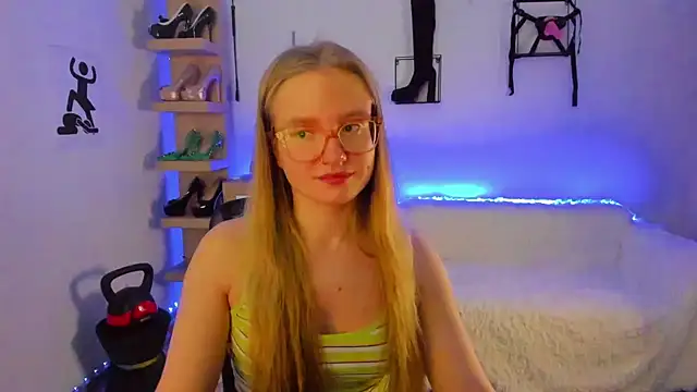 NancyHottie's cam snapshot