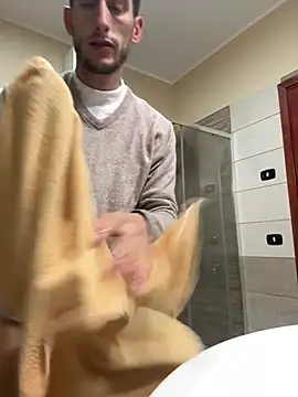 Gionnytav live sex cam