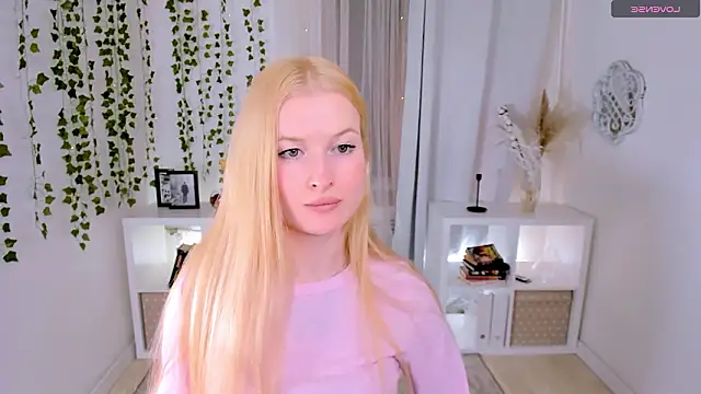 Laly_Peach's cam snapshot