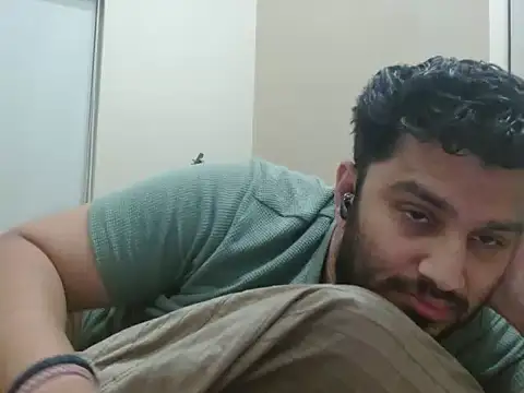 robintoit live sex cam