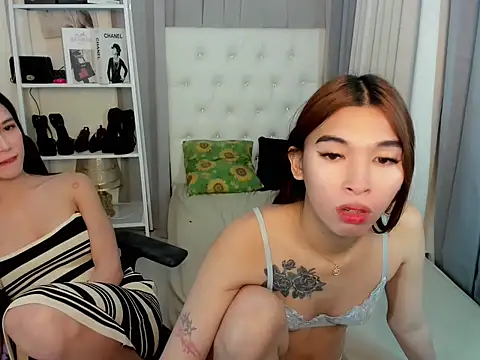 Yourdreamgoddess live sex cam