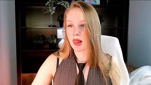 VivienLeeigh's cam snapshot