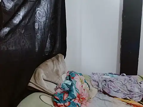 EvelynRouse_45's cam snapshot