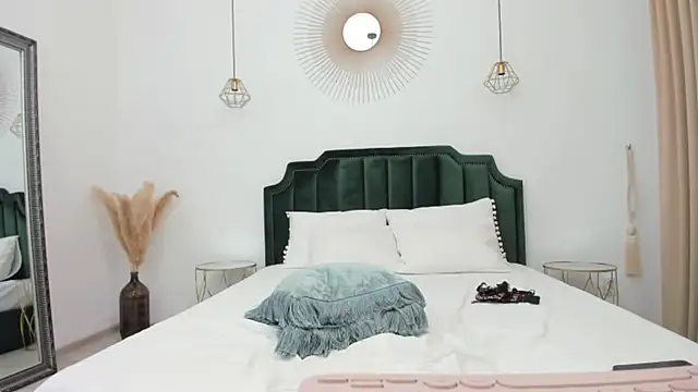 xLorenna's cam snapshot