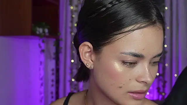 HannaRhodes live sex cam