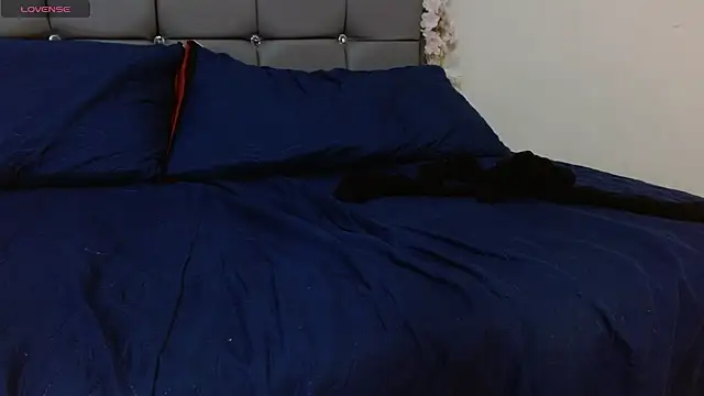 Kitty_Slim's cam snapshot