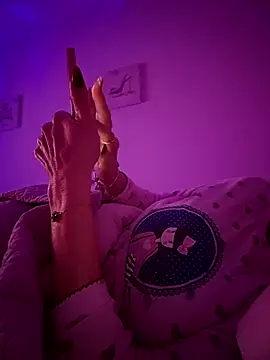 PerleJoyeuse's cam snapshot