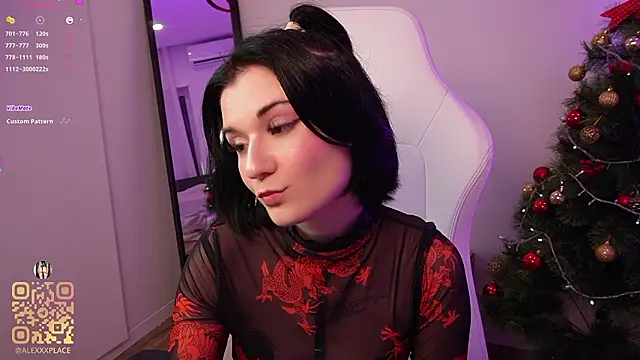 Lucy_Kitten's cam snapshot