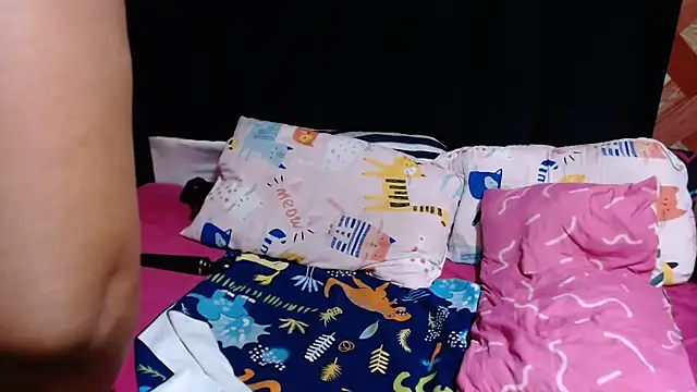 Thickbootykim's cam snapshot