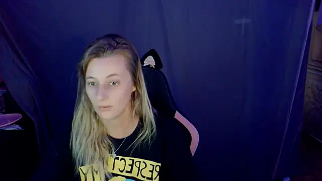 YourSecretGF963's cam snapshot