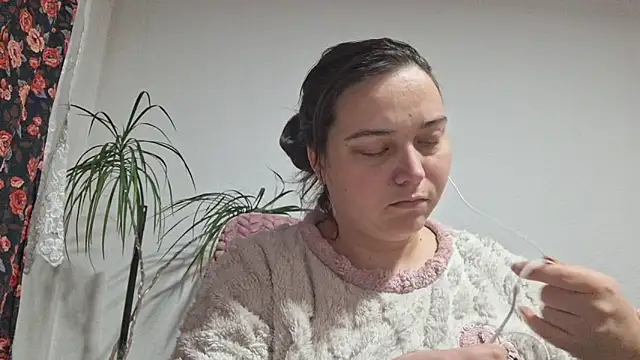 Cyndee_Winter's cam snapshot