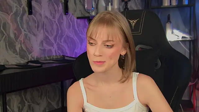 KiraMontoya's cam snapshot