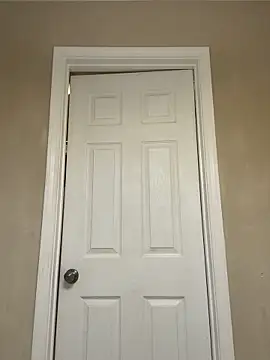 KeYBuMp323 live sex cam