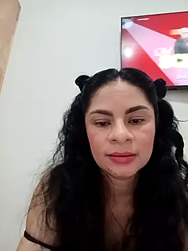 luna_pinky's cam snapshot