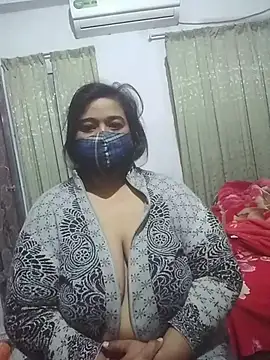 momo_loves's cam snapshot