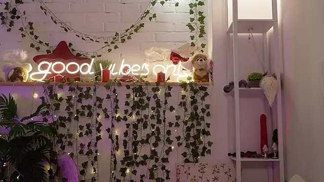 MonicaAsis's cam snapshot