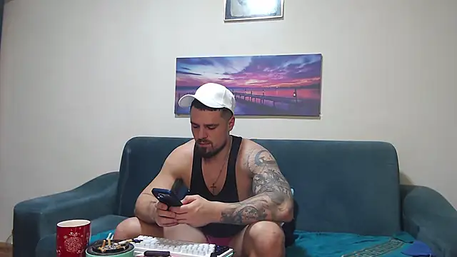 Tiberius_hunk live sex cam